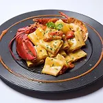 Vela Restaurant *