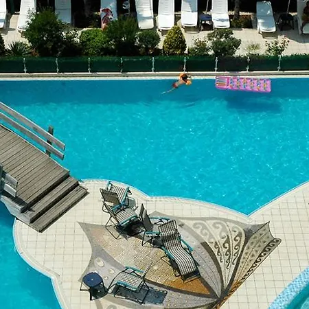 Szálloda Vela Restaurant Golem