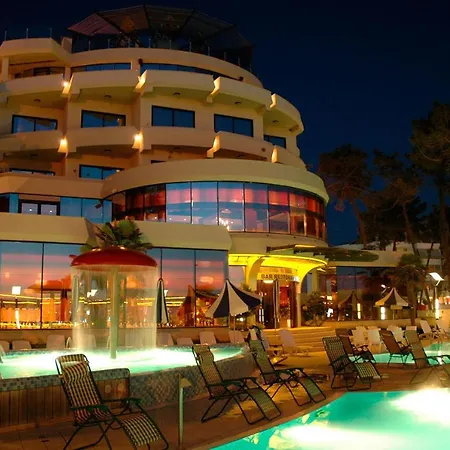 Vela Restaurant Hotell Golem (Tirana)