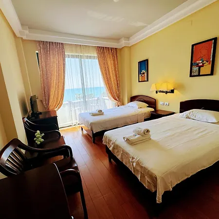 Vela Restaurant Hotell Golem (Tirana)