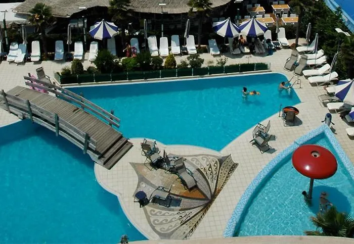 Vela Restaurant Hotell