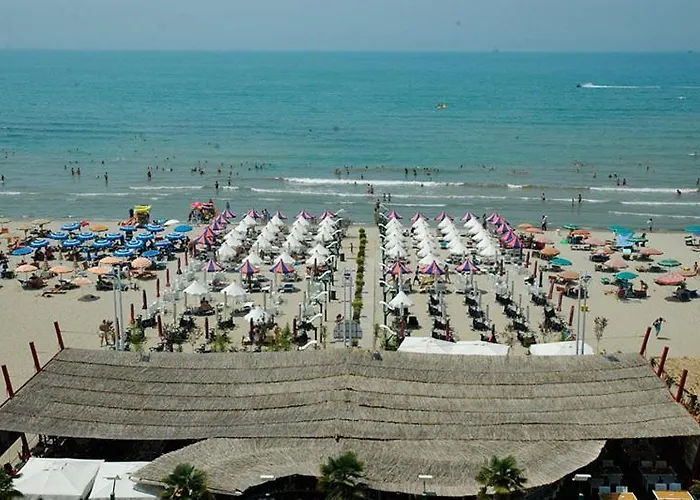 Vela Restaurant ホテル ゴーレム