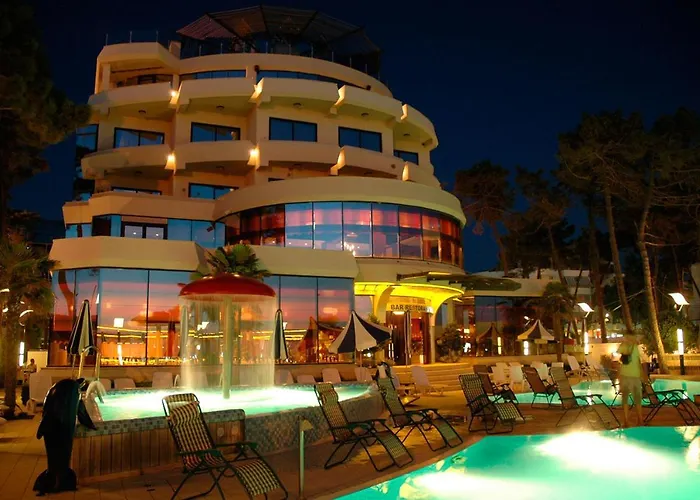 Vela Restaurant Hotell Golem (Tirana)