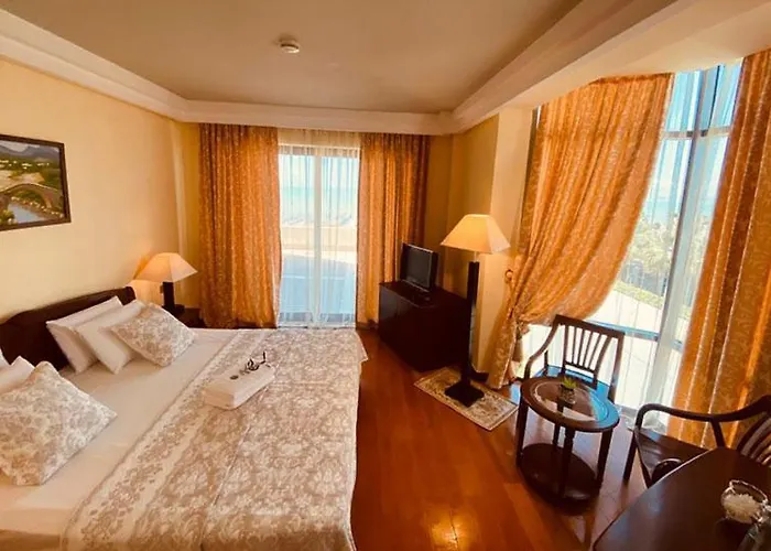 Vela Restaurant * ゴーレム