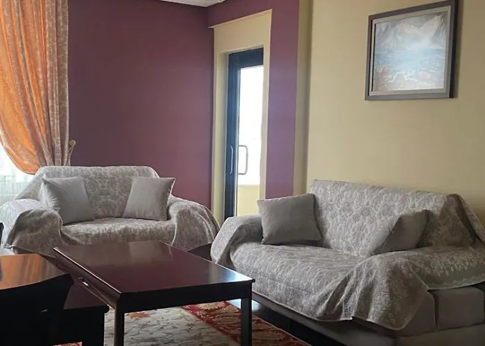 Vela Restaurant * Golem (Tirana)